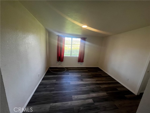 Detail Gallery Image 17 of 40 For 5301 W 39th St, Rosamond,  CA 93560 - 4 Beds | 2/1 Baths