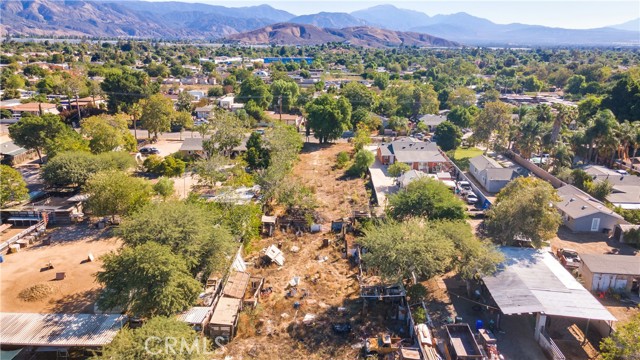 Detail Gallery Image 5 of 5 For 3540 Bronson St, San Bernardino,  CA 92407 - – Beds | – Baths