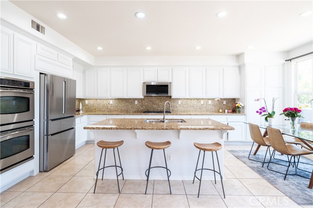 Detail Gallery Image 7 of 35 For 20860 Sardinia Way, Porter Ranch,  CA 91326 - 4 Beds | 3 Baths