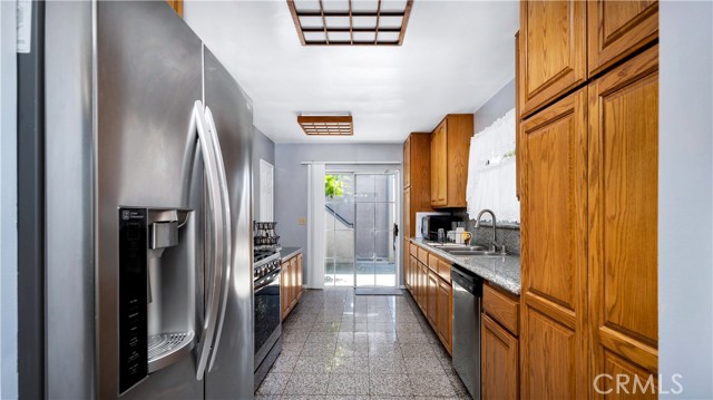 2116 Marine Avenue, Gardena CA: https://media.crmls.org/medias/41822c09-c946-4e1c-82c1-f38870dd372f.jpg