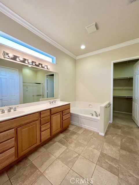 Detail Gallery Image 13 of 30 For 1708 Snowberry Rd, Beaumont,  CA 92223 - 2 Beds | 2/1 Baths