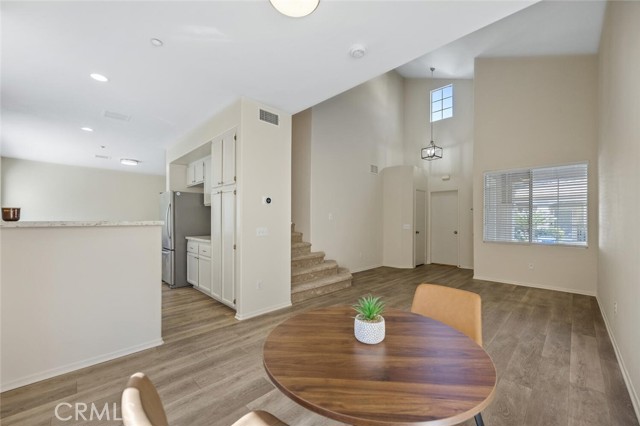 Detail Gallery Image 7 of 43 For 1868 Day Lily Ln, Simi Valley,  CA 93065 - 3 Beds | 2/1 Baths