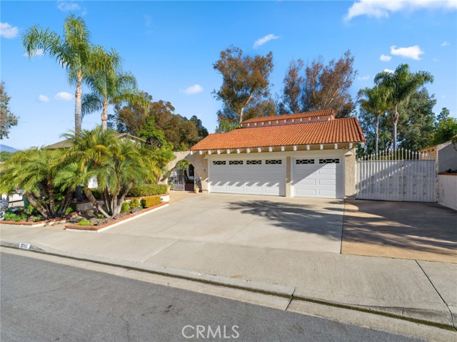 Detail Gallery Image 1 of 1 For 23762 Lagarto, Mission Viejo,  CA 92691 - 5 Beds | 2/1 Baths
