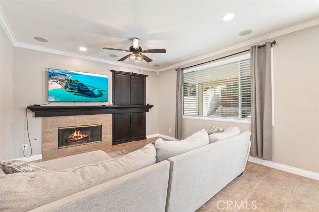 Detail Gallery Image 11 of 47 For 2487 Sweet Rain Way, Corona,  CA 92881 - 4 Beds | 3 Baths