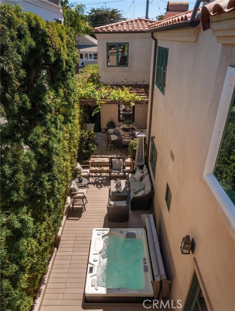 Image 68 of 75 For 1001 4th  