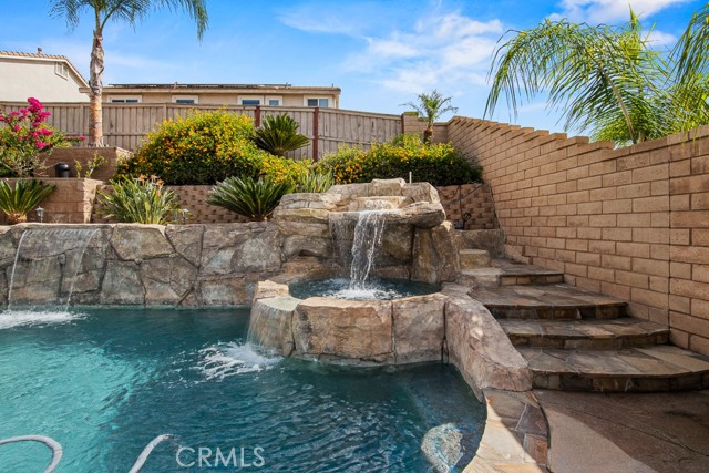 Detail Gallery Image 40 of 44 For 23632 Coast Live Oak, Murrieta,  CA 92562 - 6 Beds | 3 Baths