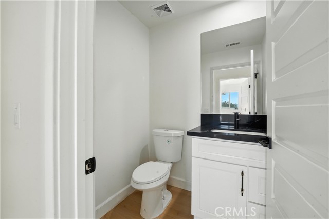 15658 Wells Fargo Street, Hesperia CA: https://media.crmls.org/medias/4184bb19-bd9d-4e23-b7bd-4d633f43a8f5.jpg