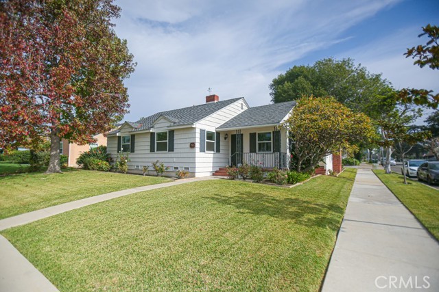 Detail Gallery Image 2 of 17 For 702 N Pine, Anaheim,  CA 92805 - 3 Beds | 2 Baths