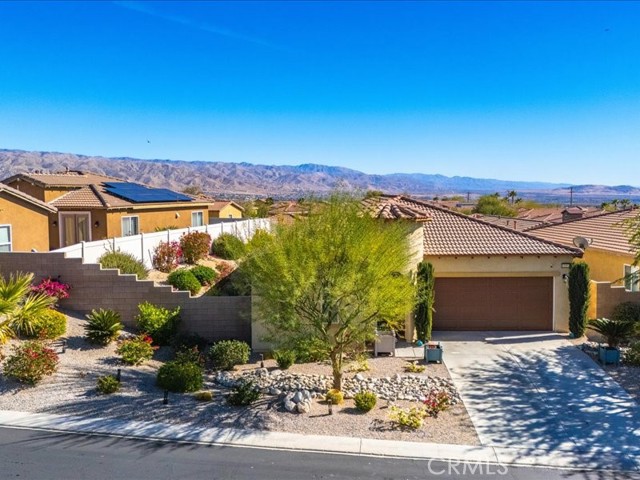 11852 Morning Star Drive, Desert Hot Springs CA: https://media.crmls.org/medias/4185f683-f7ea-49e9-a54f-e91051afdc29.jpg