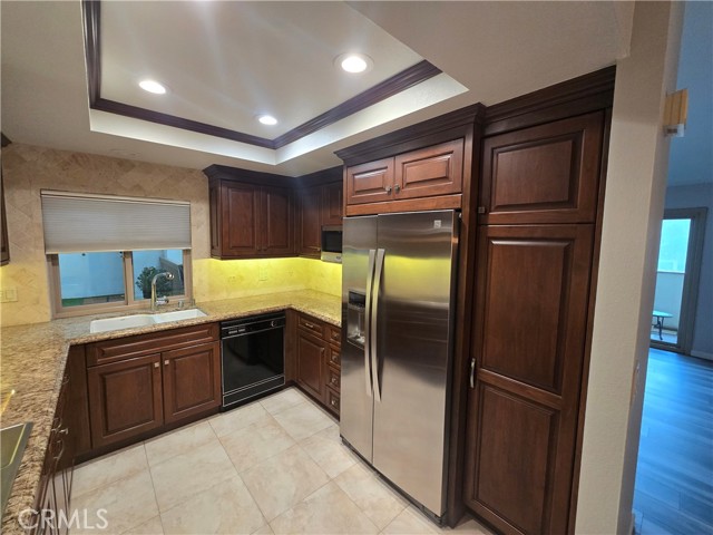 Detail Gallery Image 11 of 44 For 8933 Biscayne Ct 221g,  Huntington Beach,  CA 92646 - 2 Beds | 2 Baths