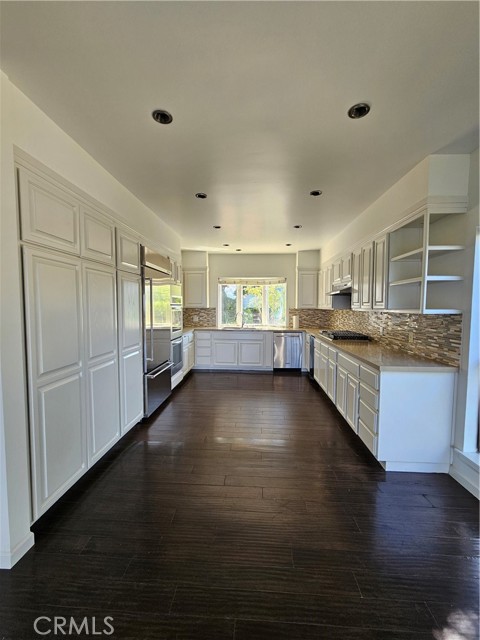 3622 Roberts View Place, Studio City CA: https://media.crmls.org/medias/41867fa8-8c7e-4ab5-b8c7-679b98b24ba0.jpg