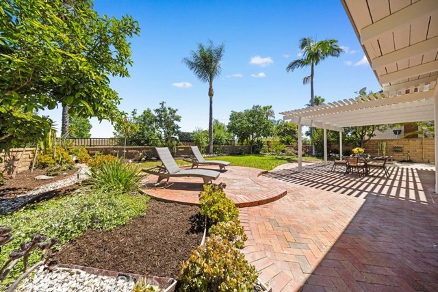 22982 Cecelia, Mission Viejo CA: https://media.crmls.org/medias/4186f83f-8e44-4018-9fd4-e6b81424884c.jpg