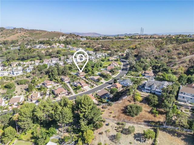 5347 E Big Sky Lane, Anaheim Hills CA: https://media.crmls.org/medias/4187b7f4-9fe0-415c-85a4-f41c7ba120c8.jpg