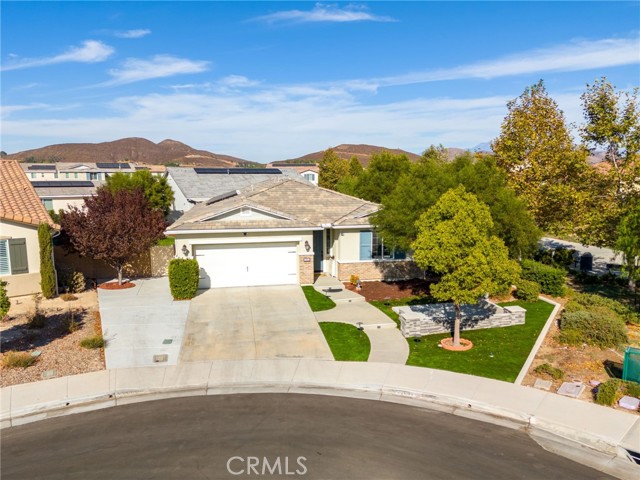 Detail Gallery Image 1 of 1 For 31094 Branches Circle, Winchester,  CA 92596 - 4 Beds | 3 Baths