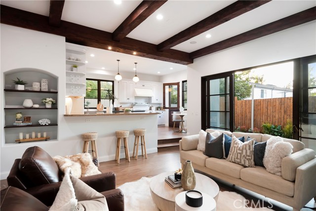 1725 Oak Avenue, Manhattan Beach, California 90266, 4 Bedrooms Bedrooms, ,4 BathroomsBathrooms,Residential,Sold,Oak,SB21251679