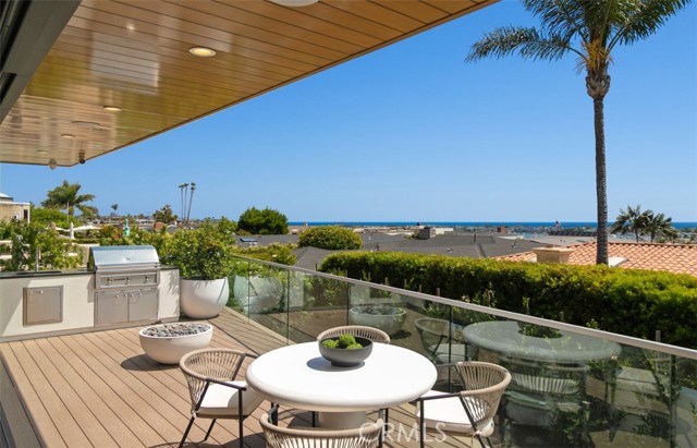 1501 Serenade, Corona del Mar CA: https://media.crmls.org/medias/41886595-4571-452a-9835-d7fcdaf1943c.jpg
