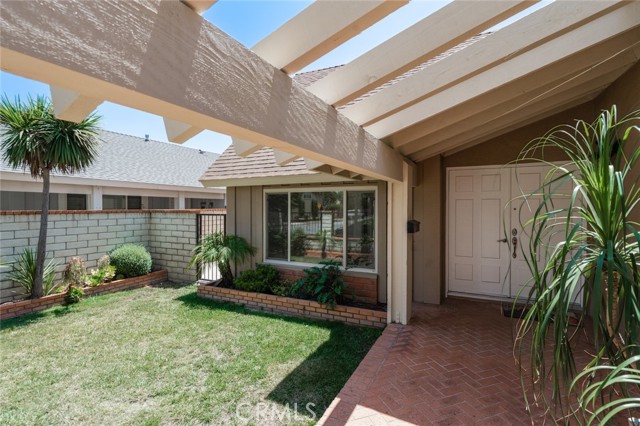 14652 Devonshire Avenue, Tustin CA: https://media.crmls.org/medias/41891961-186f-4982-9d18-20f9495606d6.jpg