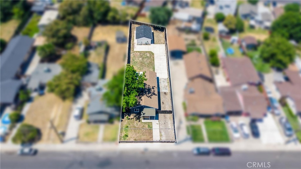 https://media.crmls.org/medias/41895102-2fa3-49ad-b93c-2a7b5b2e83bc.jpg?preset=X-Large