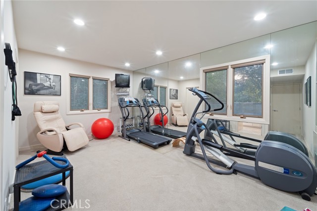 Detail Gallery Image 34 of 54 For 3601 Cananea, Encino,  CA 91436 - 6 Beds | 5/1 Baths
