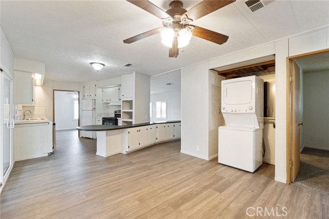 Detail Gallery Image 11 of 28 For 1701 Dinuba Ave #17,  Fresno,  CA 93662 - 2 Beds | 2 Baths