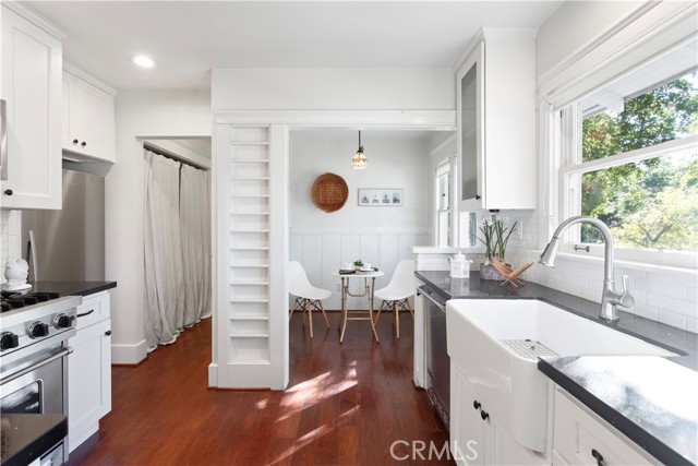 Detail Gallery Image 13 of 59 For 290 W 12th Street, Claremont,  CA 91711 - 3 Beds | 2 Baths