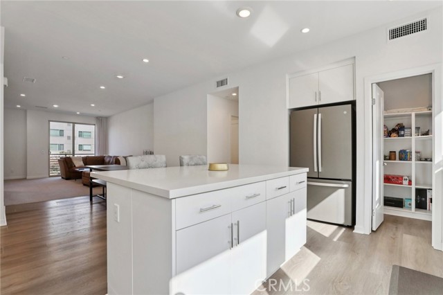 Detail Gallery Image 8 of 34 For 337 Placemark, Irvine,  CA 92614 - 2 Beds | 3/1 Baths