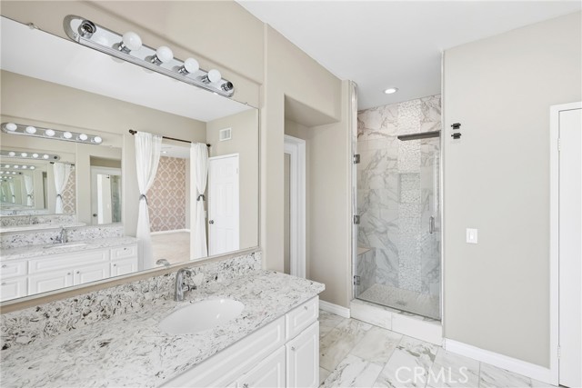 6528 University Way, Buena Park CA: https://media.crmls.org/medias/4189ffc1-ee33-459f-8c6d-a0c08aa5f980.jpg
