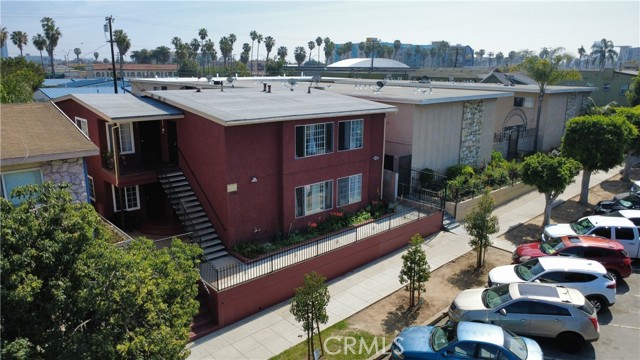 Detail Gallery Image 8 of 10 For 1564 Locust, Long Beach,  CA 90813 - – Beds | – Baths