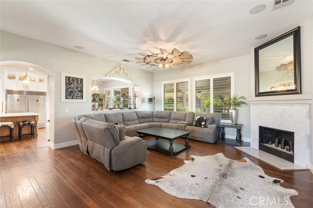 18265 Fort Lauder Lane, Perris CA: https://media.crmls.org/medias/418b4d9b-7730-465b-9e0d-e0ce9fda020b.jpg