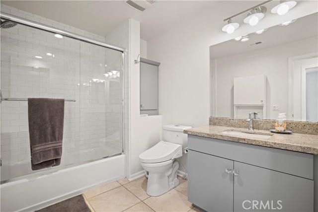 Detail Gallery Image 11 of 37 For 1901 Victoria Ave #107,  Oxnard,  CA 93035 - 1 Beds | 1/1 Baths