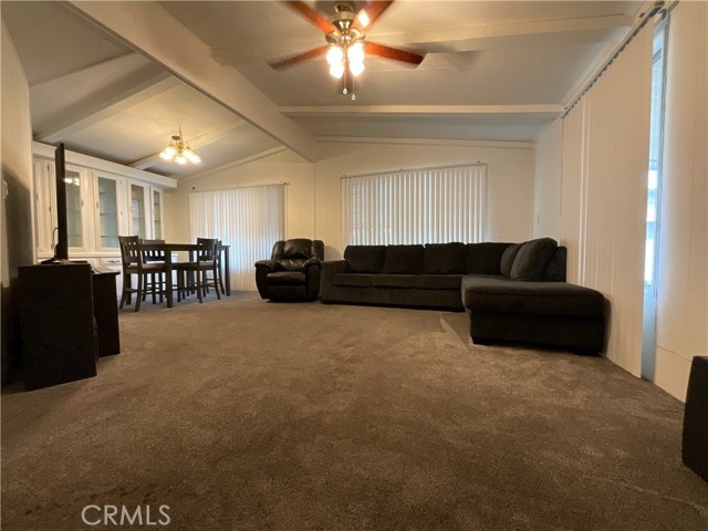 Detail Gallery Image 3 of 34 For 11730 Whittier Blv. #47,  Whittier,  CA 90601 - 2 Beds | 2 Baths
