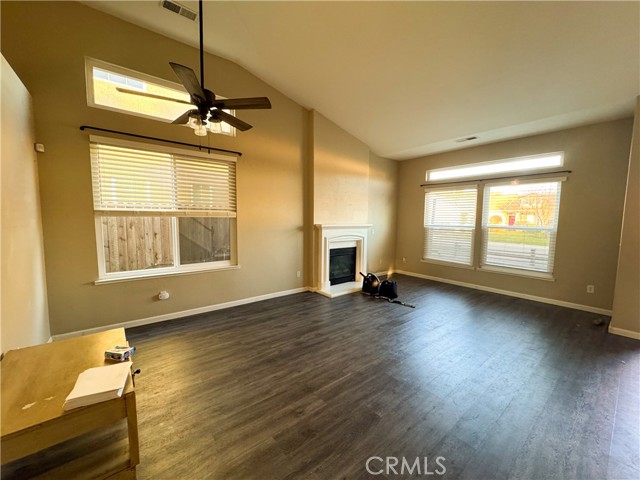 Detail Gallery Image 3 of 16 For 5421 Etherington Ct, Riverbank,  CA 95367 - 4 Beds | 3 Baths