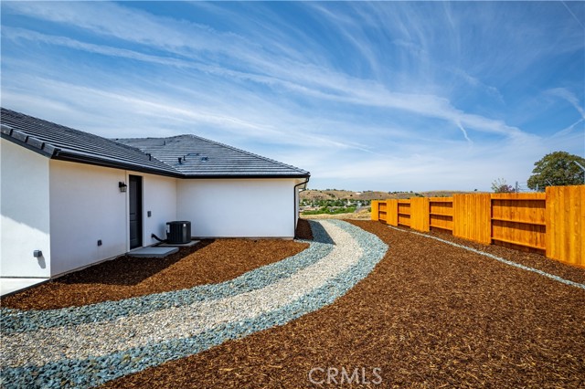 Detail Gallery Image 52 of 64 For 13165 N Bluffs Ct, San Miguel,  CA 93451 - 4 Beds | 2/1 Baths