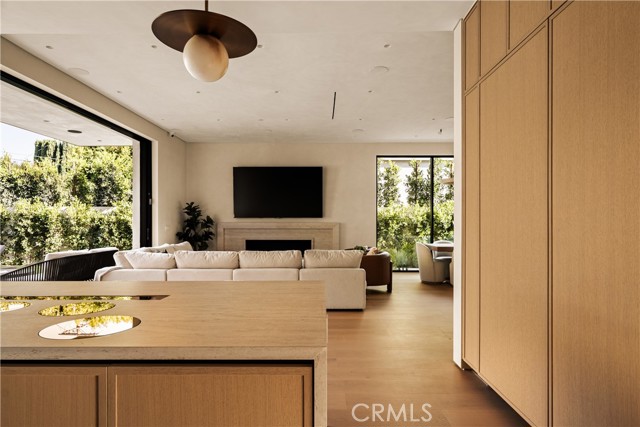 4724 Lemona Avenue, Sherman Oaks CA: https://media.crmls.org/medias/418ea236-23f7-4d18-9e98-6eb55455d9a0.jpg