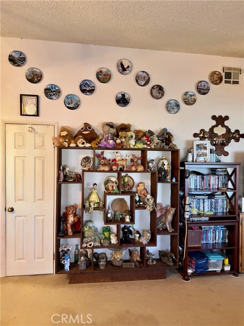 Detail Gallery Image 5 of 57 For 7117 Bonita, Joshua Tree,  CA 92252 - 3 Beds | 2 Baths