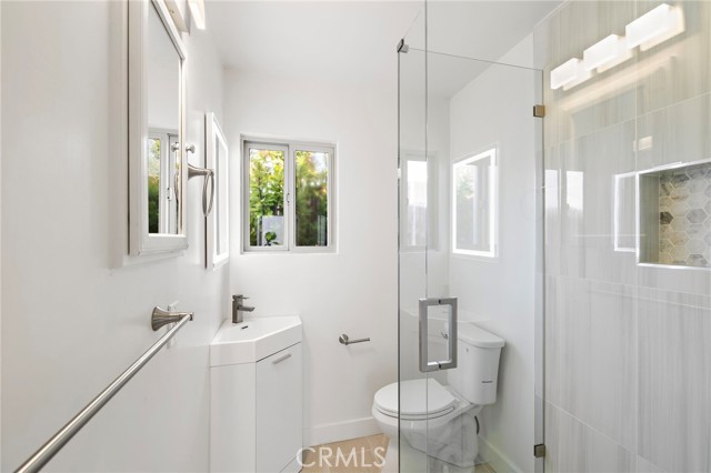 Detail Gallery Image 8 of 16 For 311 Acebo Ln #C,  San Clemente,  CA 92672 - 1 Beds | 1 Baths