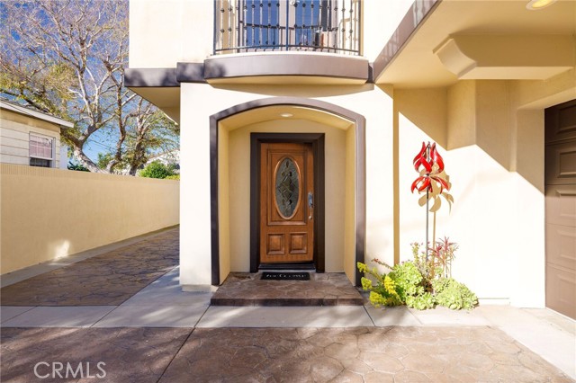 Detail Gallery Image 3 of 47 For 1911 Speyer a,  Redondo Beach,  CA 90278 - 4 Beds | 2/1 Baths