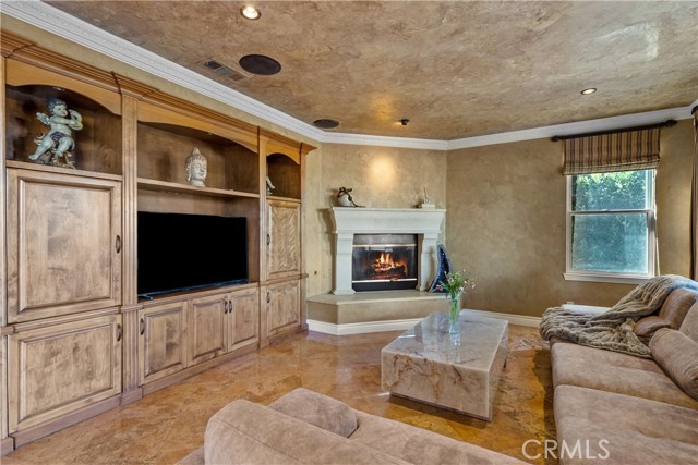Detail Gallery Image 24 of 43 For 26832 Pine Hollow Ct, Valencia,  CA 91381 - 4 Beds | 4 Baths