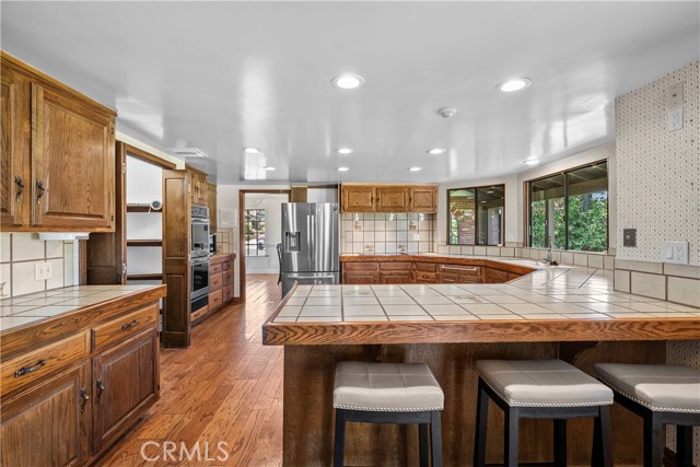 25472 Via Acorde, Valencia CA: https://media.crmls.org/medias/41908bbf-c1c3-4aaf-b97f-e9b77658f647.jpg