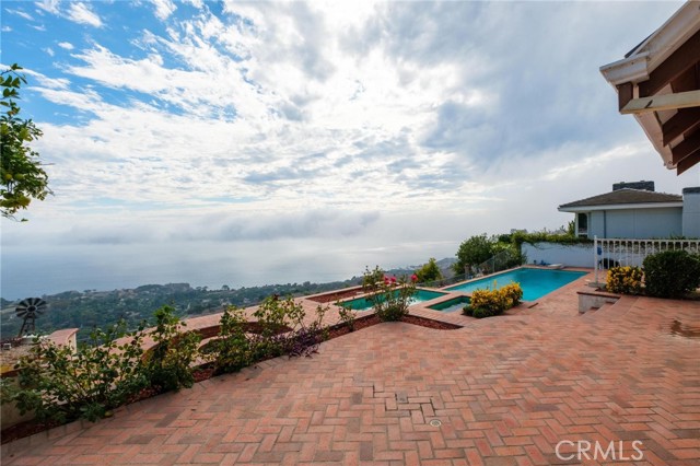 Detail Gallery Image 11 of 75 For 40 Santa Catalina, Rancho Palos Verdes,  CA 90275 - 6 Beds | 4/1 Baths