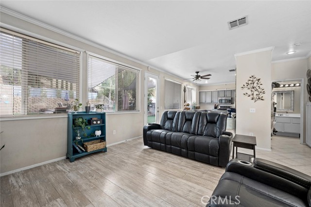 Detail Gallery Image 15 of 49 For 23786 Marin Ct, Murrieta,  CA 92562 - 3 Beds | 2/1 Baths