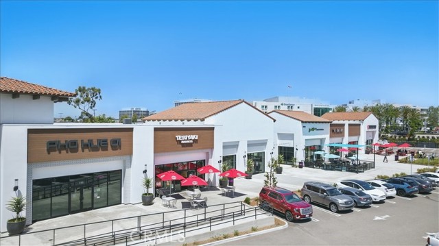 21345 Hawthorne Boulevard, Torrance CA: https://media.crmls.org/medias/4191c26b-78ea-4b74-b091-87ec6adb87fc.jpg