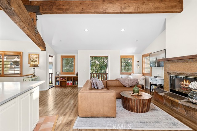 Detail Gallery Image 3 of 25 For 2072 Hidden Valley Canyon, Laguna Beach,  CA 92651 - 3 Beds | 2 Baths