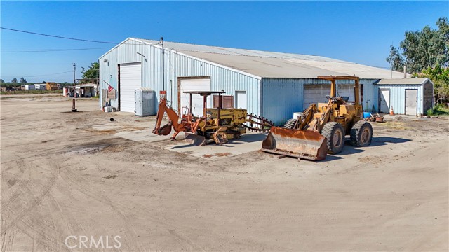 23174 Road 6, Chowchilla CA: https://media.crmls.org/medias/41922ad9-02ff-4000-a636-f8acf35b72cc.jpg