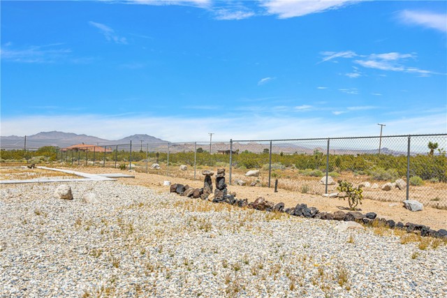Detail Gallery Image 36 of 51 For 36160 Palm St, Lucerne Valley,  CA 92356 - 2 Beds | 1 Baths