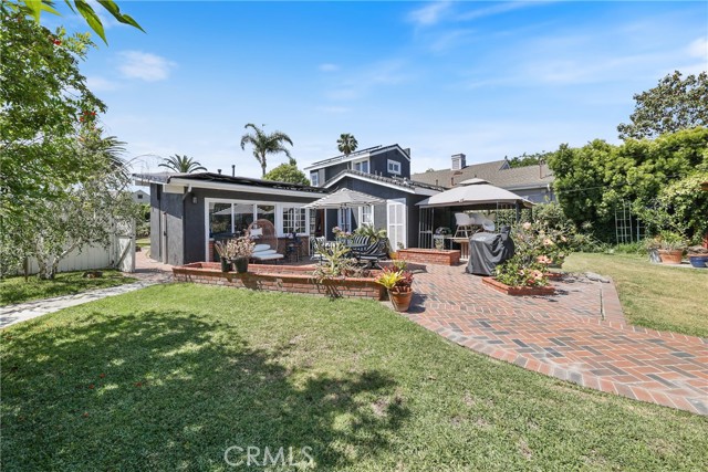 2642 Westminster Place, Costa Mesa CA: https://media.crmls.org/medias/419441c2-18ad-4010-bb83-f29ea9c8cd53.jpg