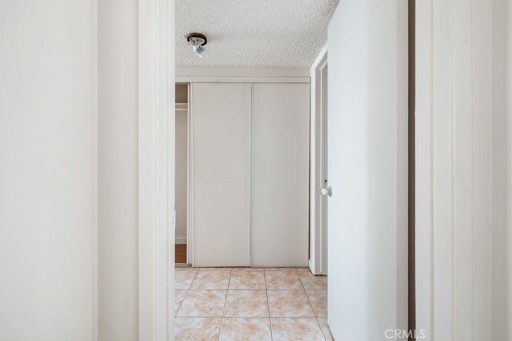 https://media.crmls.org/medias/4194a0b0-f49e-459d-88e1-c2c9994a5a77.jpg?preset=X-Large