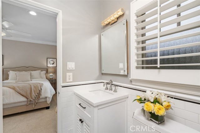 357 N Mayflower Avenue, Monrovia CA: https://media.crmls.org/medias/4194d8af-8f9e-461f-ac01-634e3eead3c7.jpg