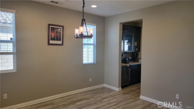 Detail Gallery Image 9 of 44 For 846 Santona, Perris,  CA 92571 - 5 Beds | 3 Baths