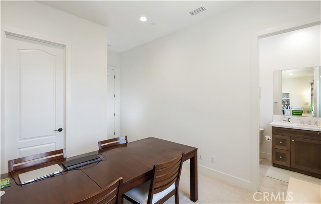 66 Eider Run, Irvine CA: https://media.crmls.org/medias/419582ff-ce0b-4d3d-9e52-caedf0f3d744.jpg
